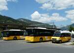 (251'117) - PostAuto Bern - BE 724'151/PID 5383 - Mercedes am 6. Juni 2023 beim Bahnhof Gstaad