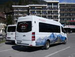 (273'267) - Grindelwald Reisen, Grindelwald - BE 635'910 - Mercedes am 28. März 2025 beim Bahnhof Grindelwald