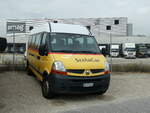 Renault/750305/228265---carpostal-ouest---vd (228'265) - CarPostal Ouest - VD 337'641 - Renault am 25. September 2021 in Daillens, Planzer