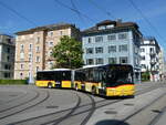 (235'071) - PostAuto Zrich - Nr. 305/ZH 880'666 - Solaris am 2. Mai 2022 beim Bahnhof Zrich-Wiedikon