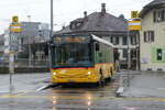 (284'411) - PostAuto Bern - Nr. 217/BE 843'217/PID 10'674 - Heuliez am 28. Januar 2026 beim Bahnhof Worb Dorf