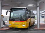 Iveco/644489/200330---autotour-visp---vs (200'330) - Autotour, Visp - VS 27'026 - Iveco am 30. Dezember 2018 beim Bahnhof Visp