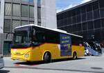 Iveco/859315/265472---postauto-wallis---vs (265'472) - PostAuto Wallis - VS 445'913/PID 10'456 - Iveco am 8. August 2024 beim Bahnhof Visp