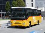 (265'496) - Autotour, Visp - VS 48'333/PID 10'518 - Iveco (ex VS 455'577) am 8. August 2024 beim Bahnhof Visp