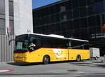 Iveco/859978/265681---postauto-wallis---vs (265'681) - PostAuto Wallis - VS 468'664/PID 10'898 - Iveco (ex Zerzuben, Visp-Eyholz Nr. 64) am 16. August 2024 beim Bahnhof Visp