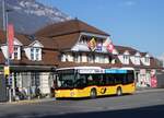 Interlaken/875821/272243---postauto-bern---be (272'243) - PostAuto Bern - BE 610'532/PID 11'859 - Mercedes (ex BE 610'544) am 18. Februar 2025 beim Bahnhof Interlaken Ost