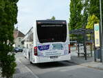 (251'072) - Reicheneder, Wallersdorf - DGF-RR 144 - Mercedes am 5. Juni 2023 beim Bahnhof Landau