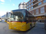 Volvo/692853/215016---fontana-ilanz---nr (215'016) - Fontana, Ilanz - Nr. 2/GR 31'629 - Volvo am 1. Mrz 2020 beim Bahnhof Ilanz