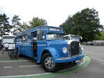 Saurer/860450/265814---vbz-zuerich-tmz-- (265'814) - VBZ Zrich (TMZ) - Nr. 9/ZH 5609 - Saurer/SWS (ex Bamert, Wollerau; ex BBA Aarau Nr. 1; ex VBZ Zrich Nr. 209; ex VBZ Zrich Nr. 9) am 17. August 2024 in Neuhausen, Langriet