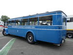 Saurer/860573/265851---vbz-zuerich-tmz-- (265'851) - VBZ Zrich (TMZ) - Nr. 9/ZH 5609 - Saurer/SWS (ex Bamert, Wollerau; ex BBA Aarau Nr. 1; ex VBZ Zrich Nr. 209; ex VBZ Zrich Nr. 9) am 17. August 2024 in Neuhausen, Langriet