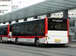 (241'029) - St. Gallerbus, St. Gallen - Nr. 302/SG 415'302 - Hess Personenanh�nger am 11. Oktober 2022 beim Bahnhof St. Gallen