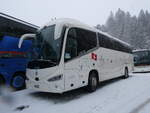 Adelboden/873111/270935---lmania-montreux---vs (270'935) - L�mania, Montreux - VS 501'615 - Irizar (Vorf�hrfahrzeug Visa) am 11. Januar 2025 in Adelboden, ASB 