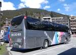 Iveco/843278/260547---aus-italien-riccio-bus (260'547) - Aus Italien: Riccio Bus, Alvignano - FL-775 LV - Iveco am 19. Mrz 2024 beim Bahnhof Grindelwald