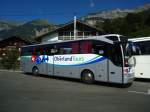 (146'977) - Oberland Tours, Grindelwald - Nr. 41/BE 65'900 - Mercedes (ex Vorfhrfahrzeug Fussball WM 2012) am 2. September 2013 beim Bahnhof Brienz