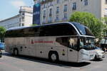 Neoplan/861126/aus-litauen-keliones-kaunas---kdn Aus Litauen: Keliones, Kaunas - KDN 400 - Neoplan am 11. Mai 2024 in Budapest (Aufnahme: Martin Beyer)