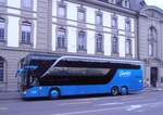 Bern/890520/277651---gander-chteau-doex---vd (277'651) - Gander, Ch�teau-d'Oex - VD 183'523 - Setra am 6. Juli 2025 beim Bahnhof Bern