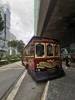 (E 20.1) - The Big Trolley Co., Singapore - PC 1086 R - MAN am 25.