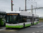 Hess/865141/267615---transn-la-chaux-de-fonds-- (267'615) - transN, La Chaux-de-Fonds - Nr. 135 - Hess/Hess Gelenktrolleybus (ex TN Neuchtel Nr. 135) am 1. Oktober 2024 beim Bahnhof Marin-pagnier