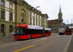 (277'507) - Bernmobil, Bern - Nr. 25 - Hess/Hess Gelenktrolleybus am 4. Juli 2025 beim Bahnhof Bern