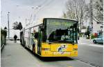 (045'822) - VB Biel - Nr. 83 - NAW/Hess Gelenktrolleybus am 19. April 2001 in Biel, Mhlestrasse