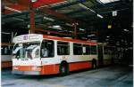 (062'404) - TPG Genve - Nr. 674 - Saurer/Hess Gelenktrolleybus am 4. August 2003 in Genve, Dpt