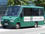 Iveco von Schlösserrundfahrten Tour  Alter Fritz  aus Deutschland in Potsdam.