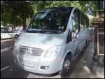 Mercedes Sprinter Unvi von AC Travel aus England in London.