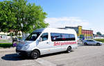 Mercedes Sprinter 519 CDI von Schrgenhuber Reisen aus sterreich in Krems gesehen.