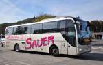 MAN Lions Coach von Sauer Reisen aus der BRD am 24.9.2014 in Krems.