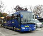 Mercedes Tourismo von Hofer Reisen aus der BRD am 10.10.2014 in Krems.