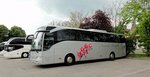 Mercedes Tourismo von Busreisen Schnfeldt aus der BRD in Krems gesehen.