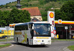 Mercedes Tourismo von Humpelstetter Reisen aus Niedersterreich in Krems gesehen.