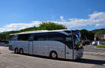 Mercedes Tourismo von Grtsch Busreisen aus der BRD in Krems gesehen.