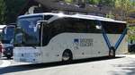 MB Tourismo von DOLPHIN COACHES aus Bratislava steht 09-2018 am Knigsee