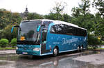 Mercedes Travego von Schrnig Reisen aus der BRD in Krems gesehen.