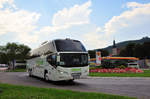 Neoplan Cityliner von de DEHN Touristik aus der BRD in Krems gesehen.