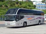 Neoplan Cityliner von Herold's Reisen aus Deutschland im Stadthafen Sassnitz.