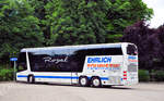 Neoplan Skyliner der EHRLICH Touristik aus der BRD in Krems gesehen.