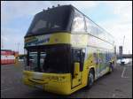 Neoplan Spaceliner von JobTours aus Deutschland im Stadthafen Sassnitz.