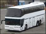 Neoplan Spaceliner ohne Kennzeichen in Mukran.