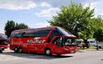 NEOPLAN STARLINER von MLLER Reisen aus der BRD am 13.7.2013 in Krems an der Donau.