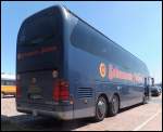 Neoplan Starliner von Schumann Reisen aus Deutschland im Stadthafen Sassnitz.