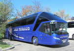 Neoplan Starliner von Leja Touring aus Schweden in Krems gesehen.