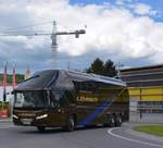 Neoplan Starliner von LEHNER Reisen aus Obersterreich in Krems.