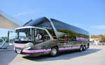 Neoplan Starliner von NUSSBAUM Reisen aus der BRD in Krems.