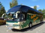 Neoplan Starliner von Hutfilters Reisedienst aus Deutschland in Waren.