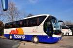 NEOPLAN TOURLINER von SAB-tours aus sterreich.Krems,Oktober 2012.