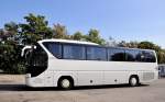 NEOPLAN TOURLINER aus der CZ im Juli 2013 in Krems.