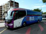 Frankreich, Languedoc-Roussillon, Hrault, Montpellier Sabines (an der Trambahn Linie 2): ein iD BUS der SNCF (IRIZAR i6) auf der Fahrt nach Spanien.