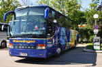 Setra 300er-Serie von Wiesinger Reisen aus sterreich in Krems gesehen.